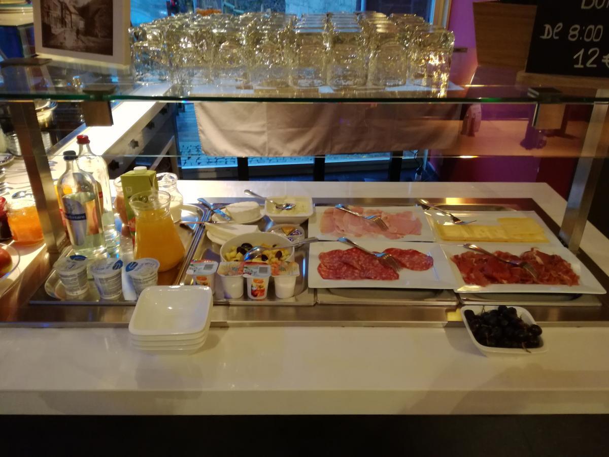 Hotel La Caleche Durbuy Ngoại thất bức ảnh